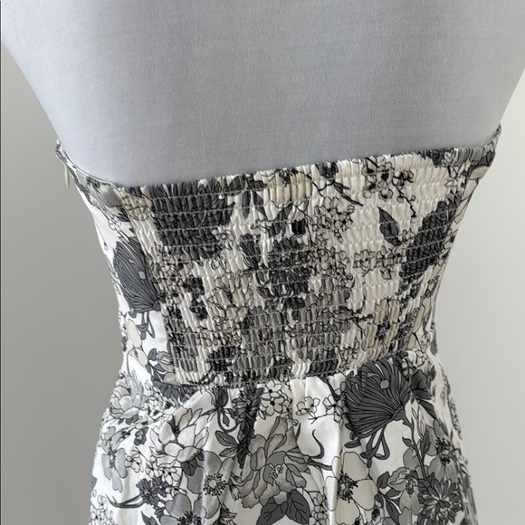 Old Navy Black and White Strapless Dress for Wedding Guests - Picture 6 of 7